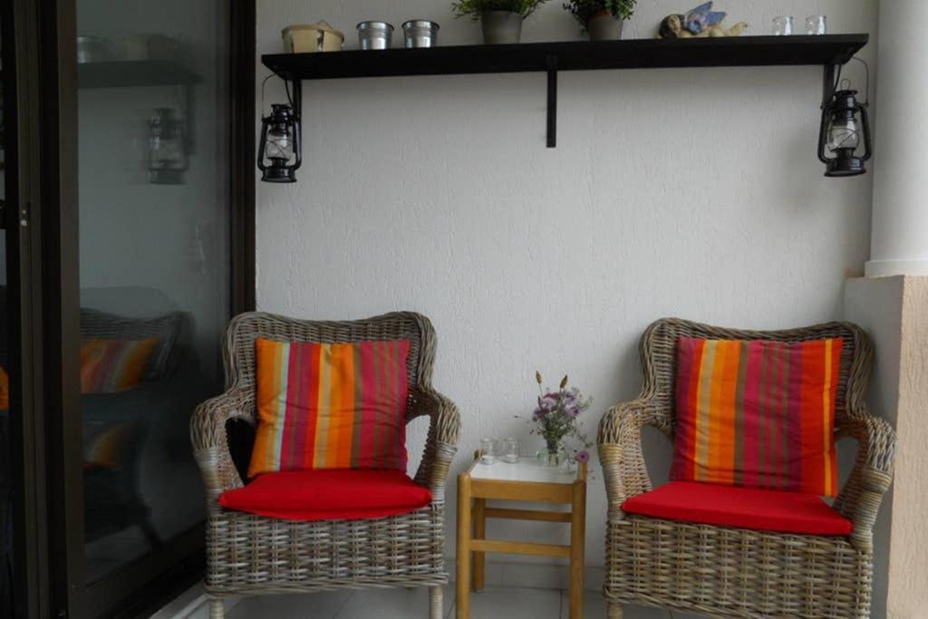 La Petite Cachette - Pool And 150M To The Beach Apartment Villefranche-sur-Mer Luaran gambar